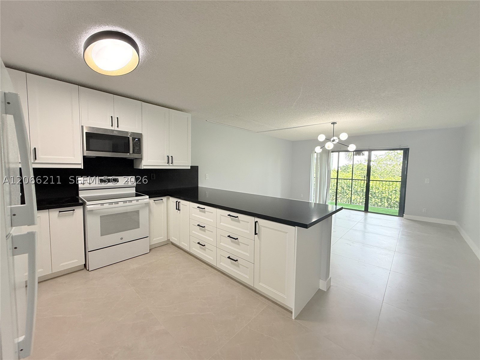 16511 Blatt Blvd #203, Weston FL 33326