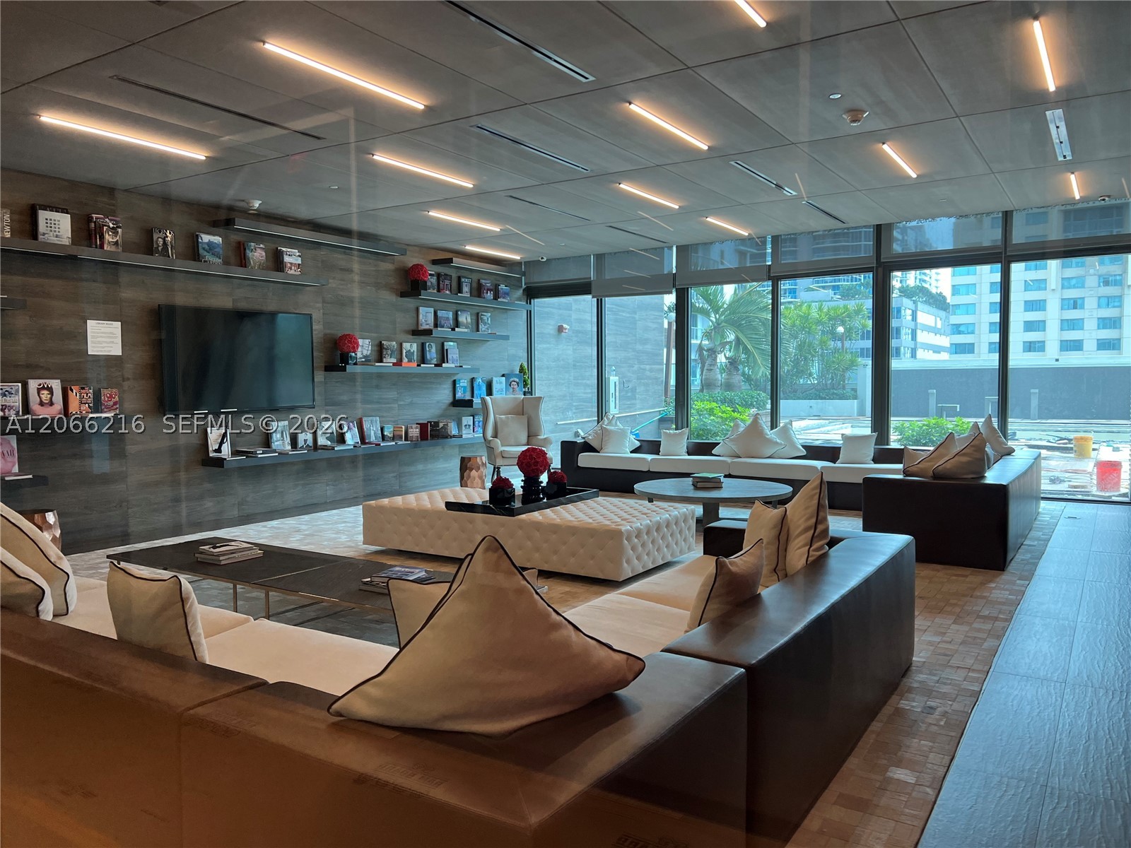 1080 Brickell Ave #2805, Miami FL 33131