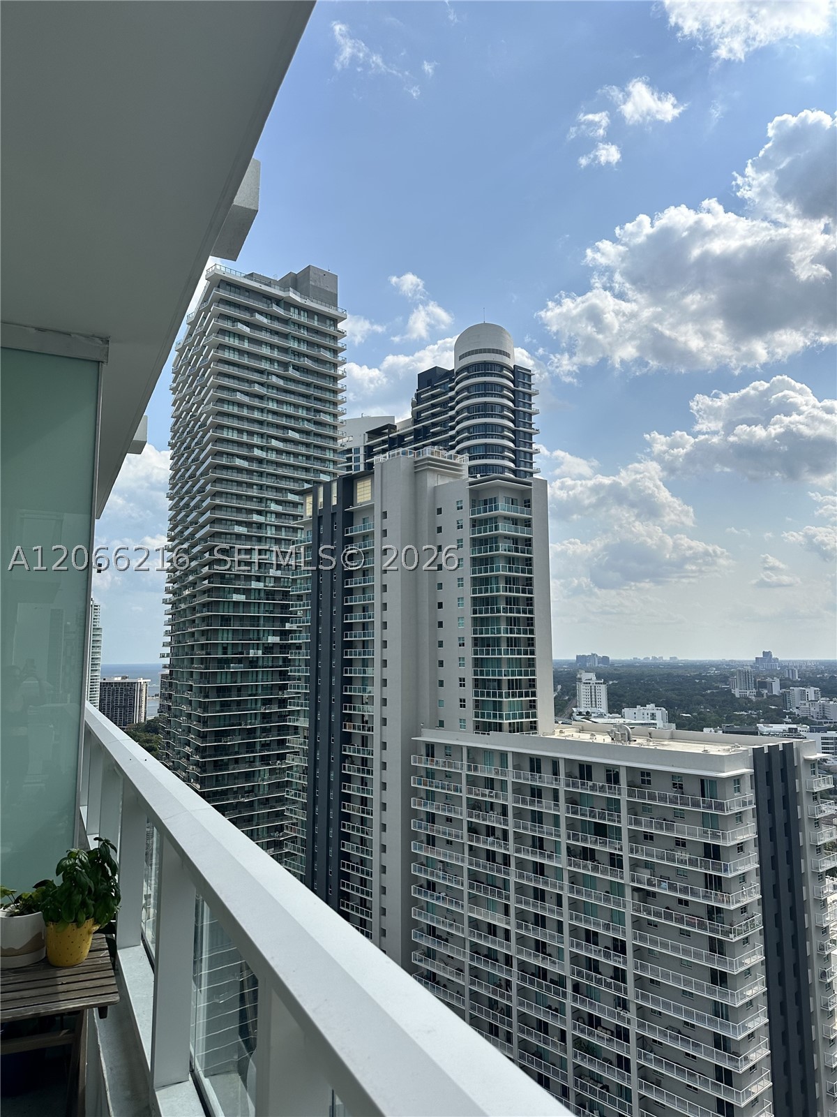 1080 Brickell Ave #2805, Miami FL 33131