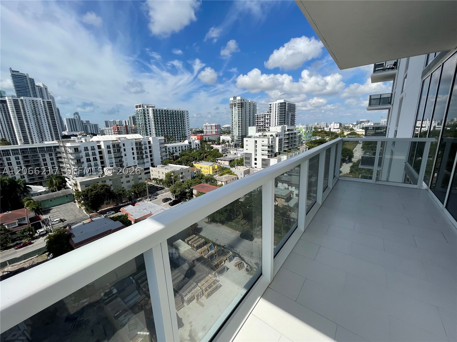 600 NE 27th St #1205, Miami FL 33137