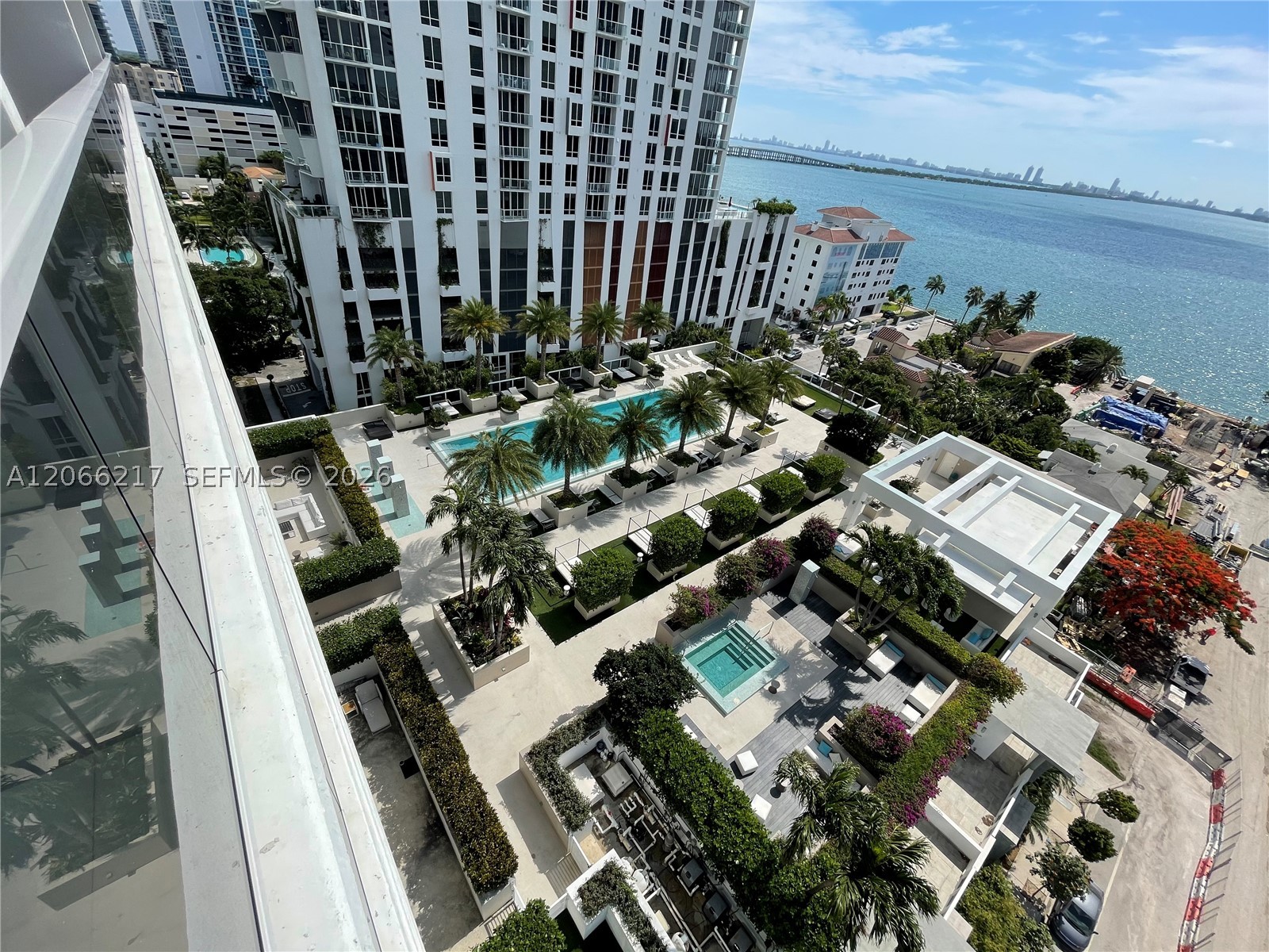 600 NE 27th St #1205, Miami FL 33137