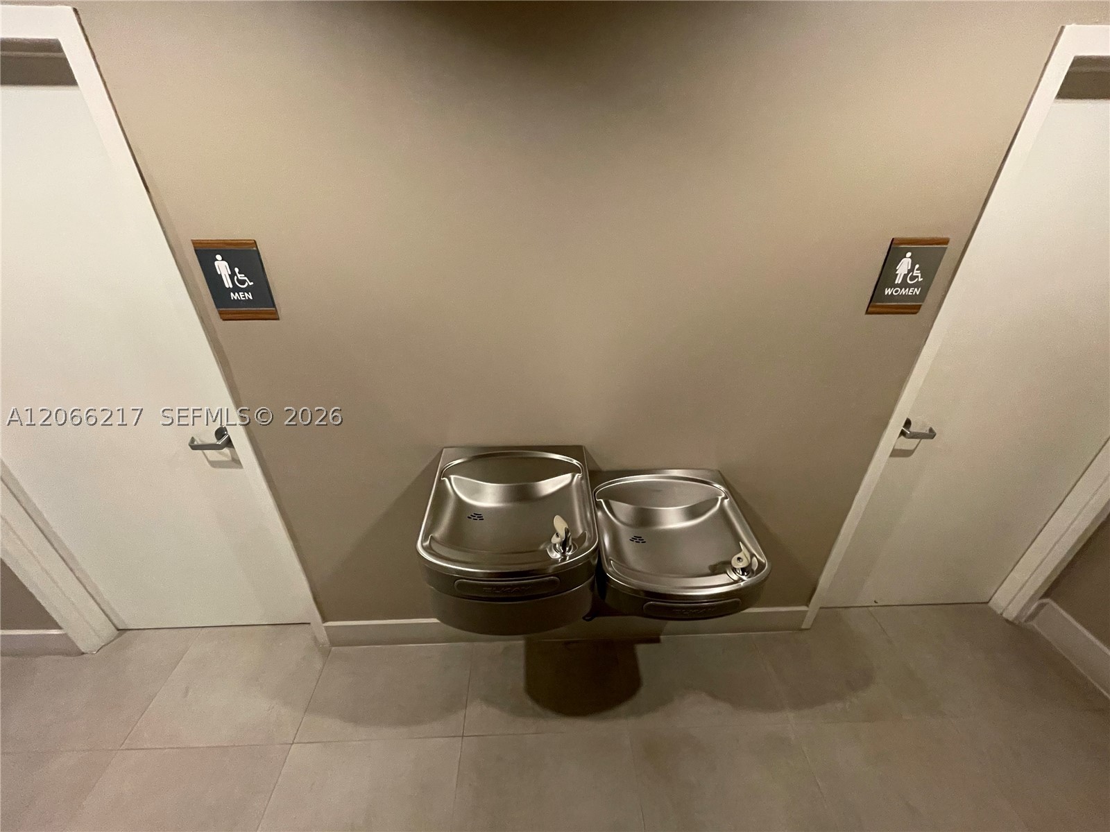 600 NE 27th St #1205, Miami FL 33137