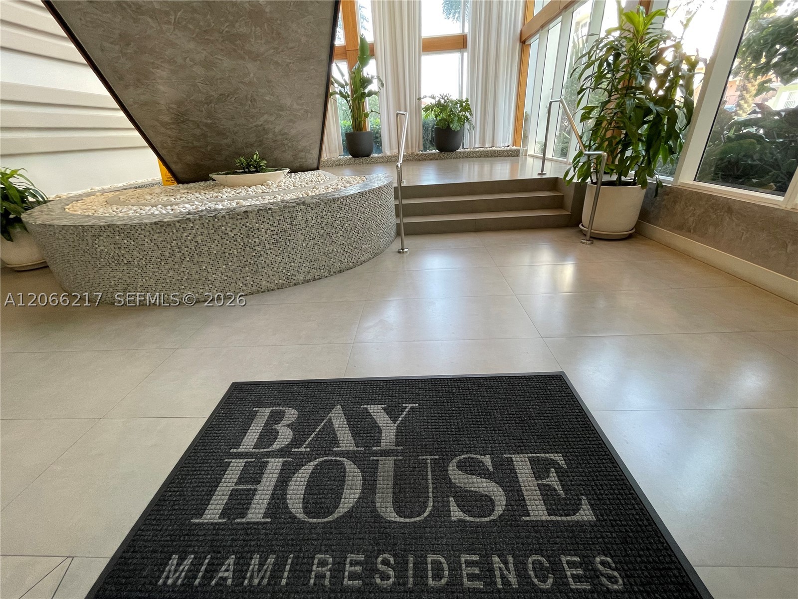 600 NE 27th St #1205, Miami FL 33137