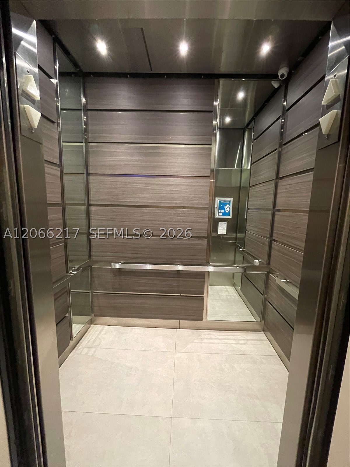 600 NE 27th St #1205, Miami FL 33137