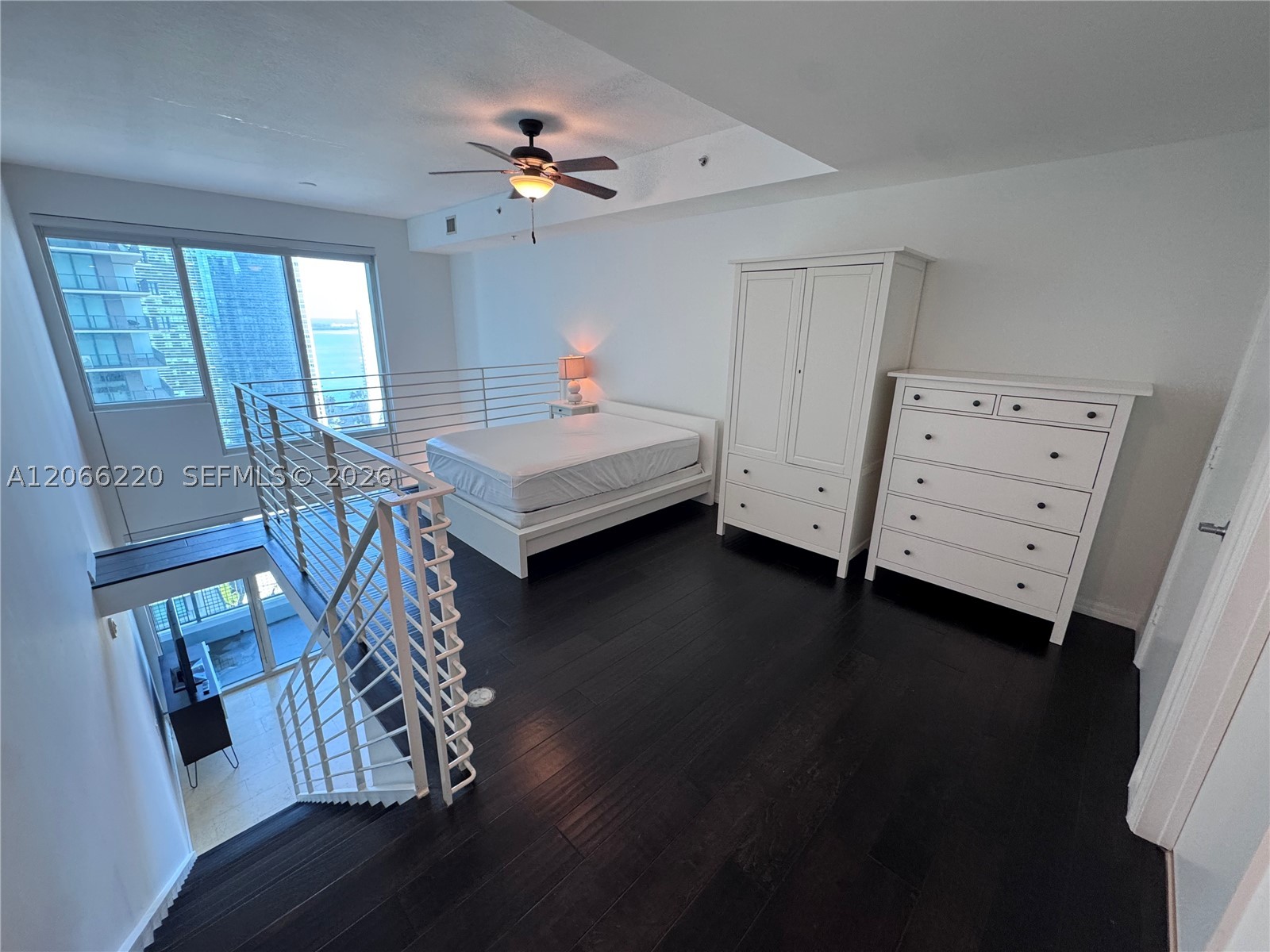 60 SW 13th St #2202, Miami FL 33130