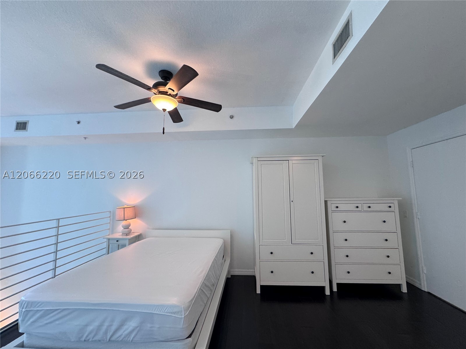 60 SW 13th St #2202, Miami FL 33130
