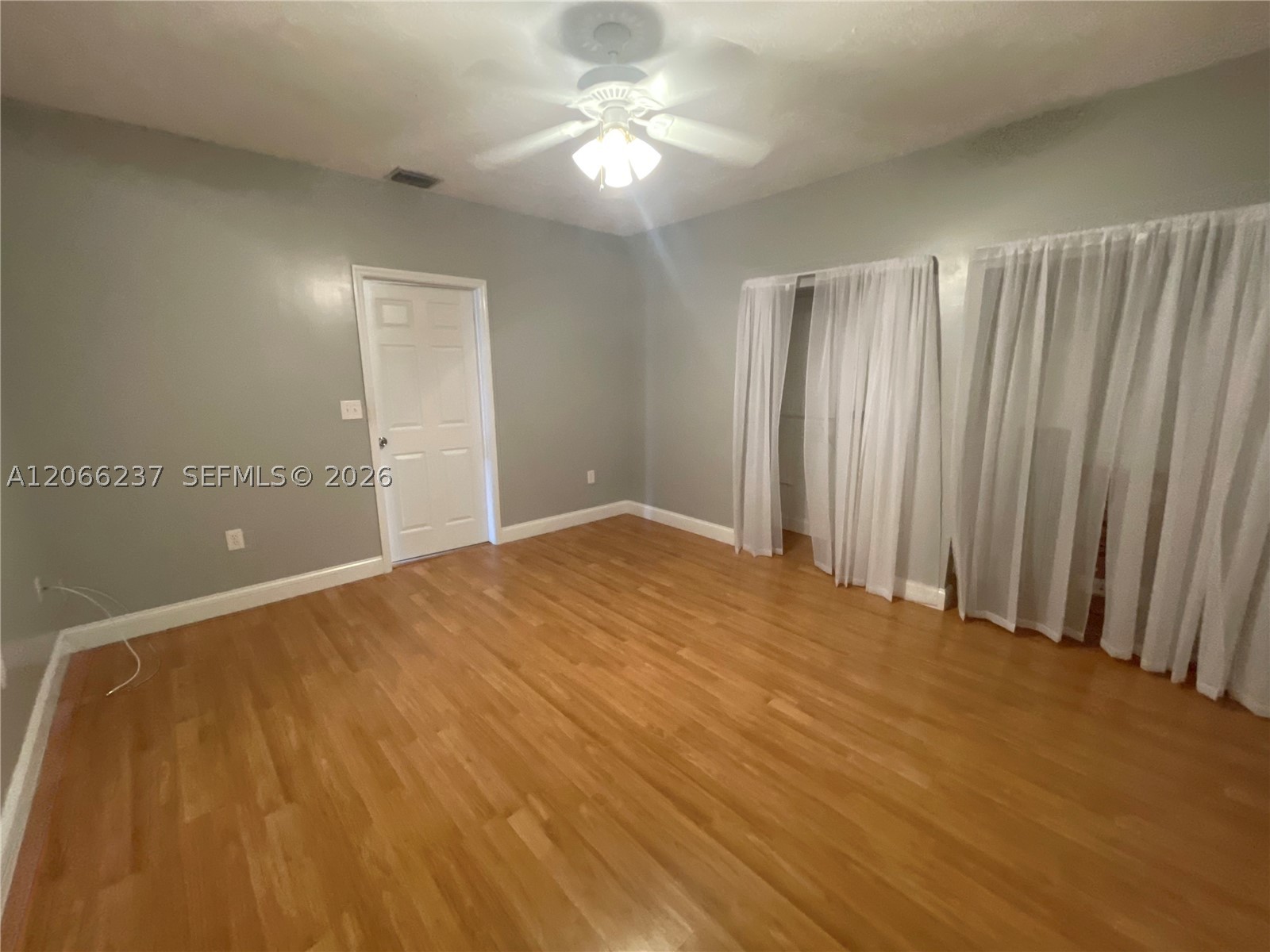9301 SW 54th St, Cooper City FL 33328
