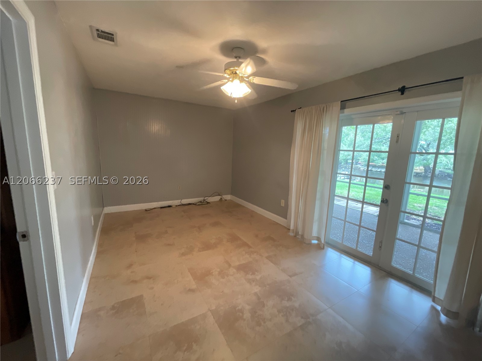 9301 SW 54th St, Cooper City FL 33328