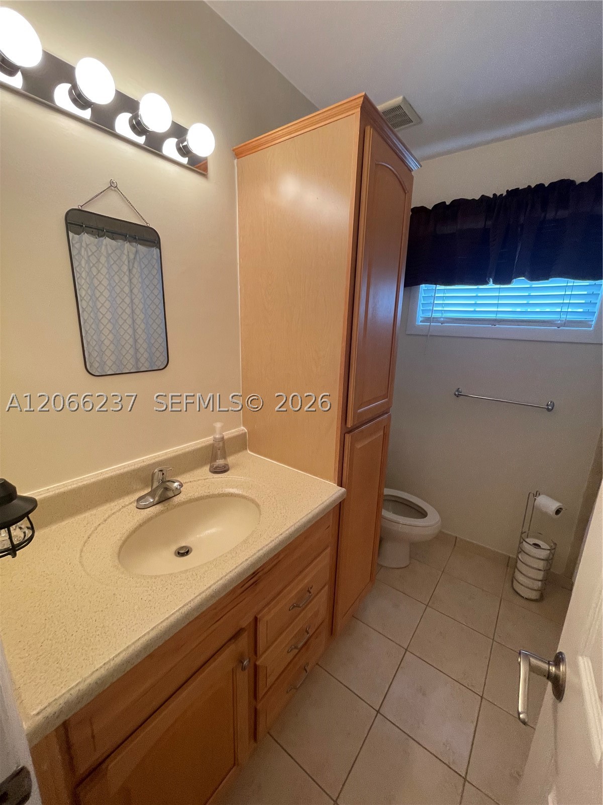 9301 SW 54th St, Cooper City FL 33328