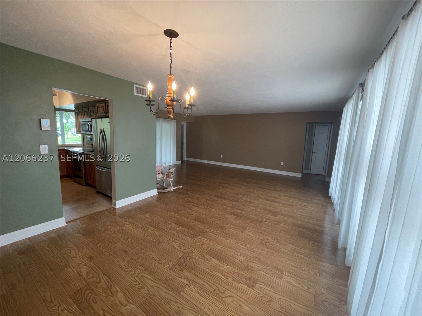 9301 SW 54th St, Cooper City FL 33328