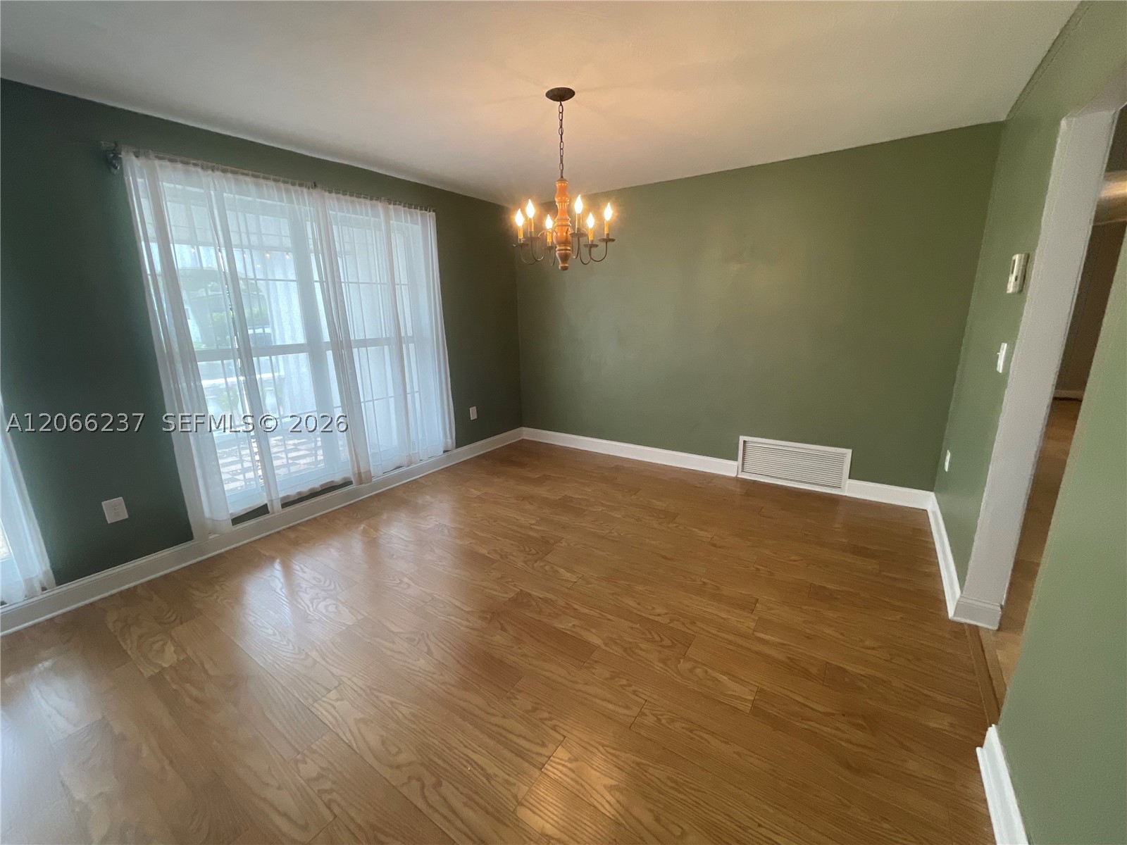 9301 SW 54th St, Cooper City FL 33328