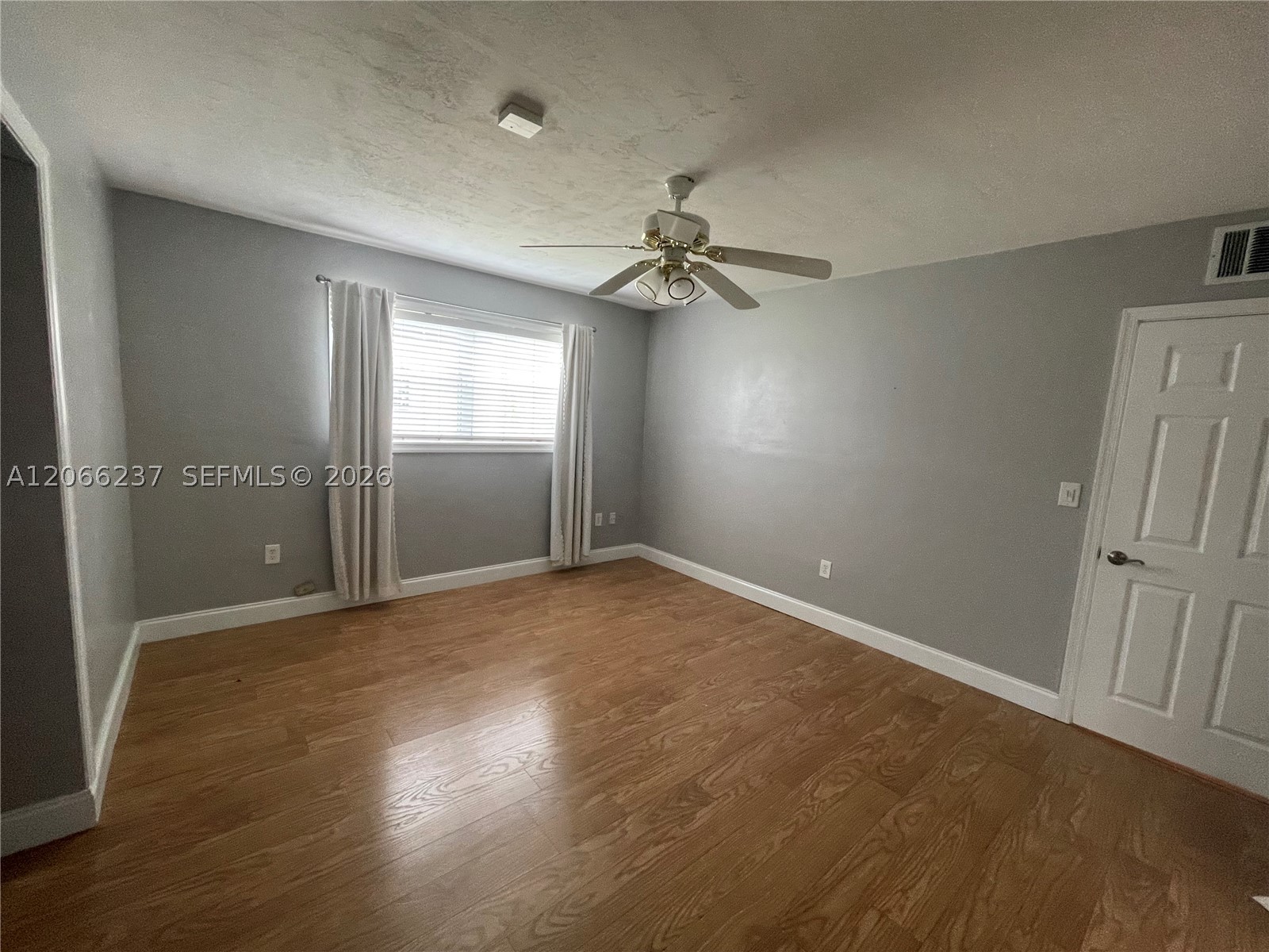 9301 SW 54th St, Cooper City FL 33328