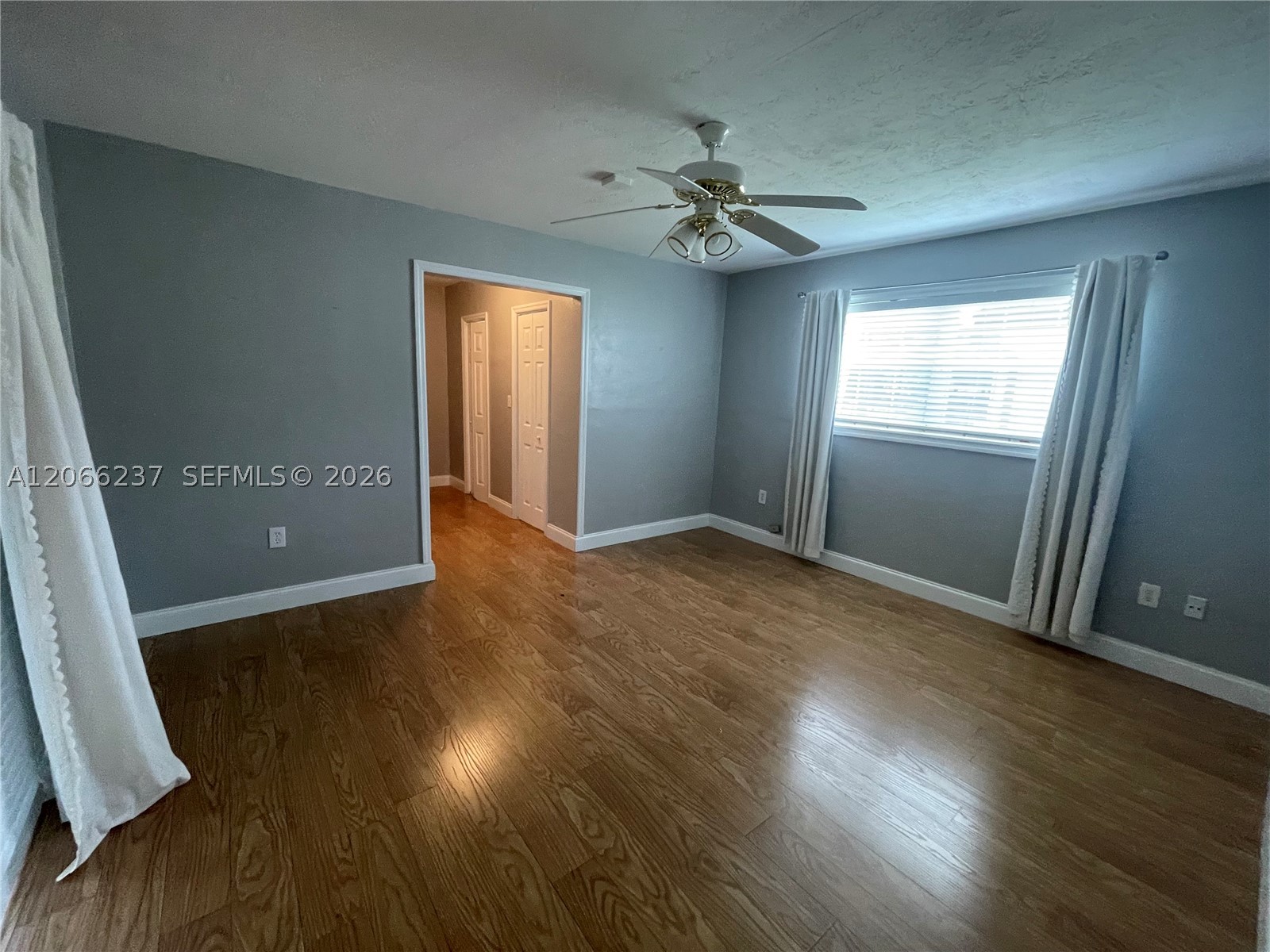 9301 SW 54th St, Cooper City FL 33328