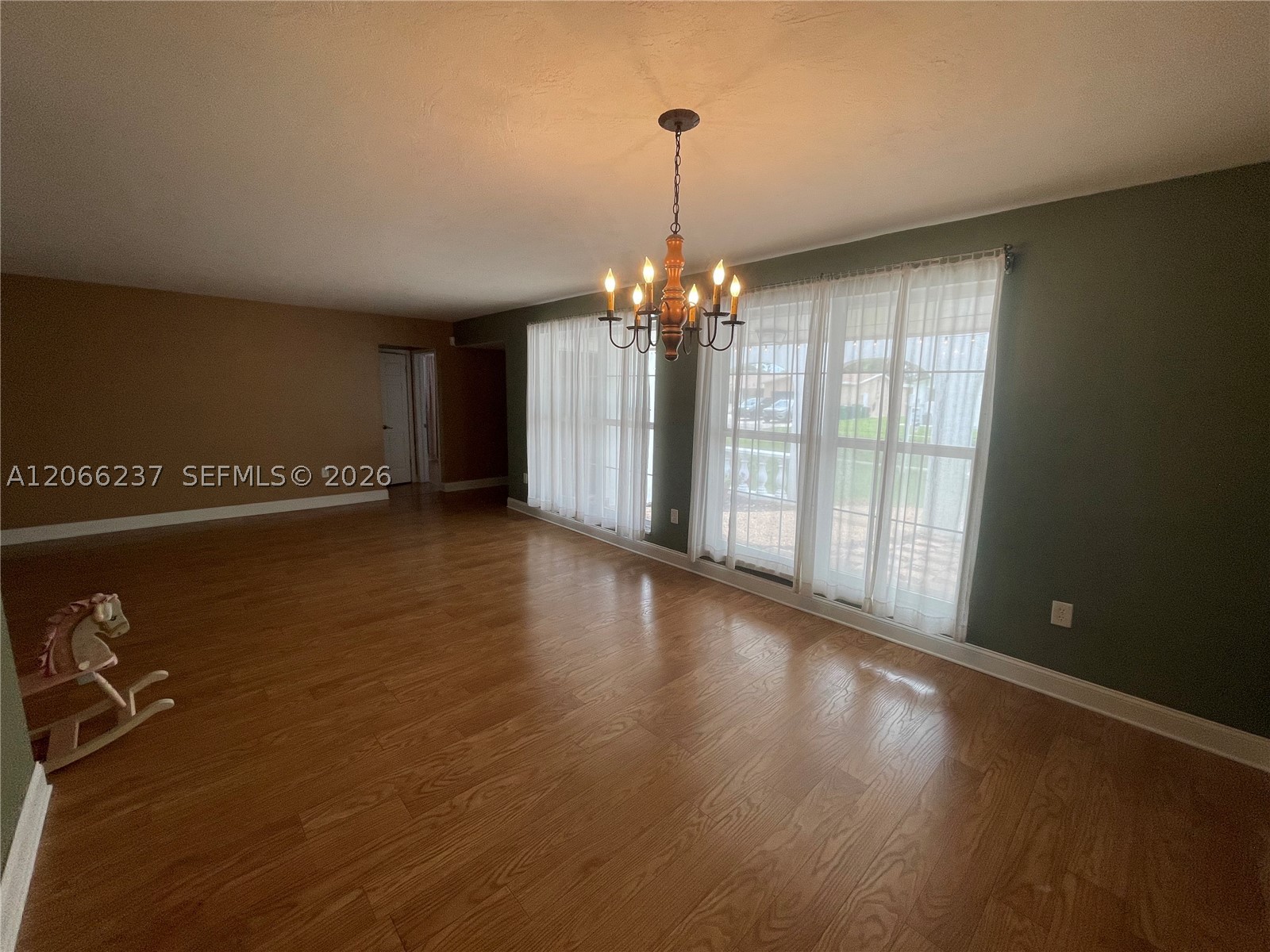 9301 SW 54th St, Cooper City FL 33328