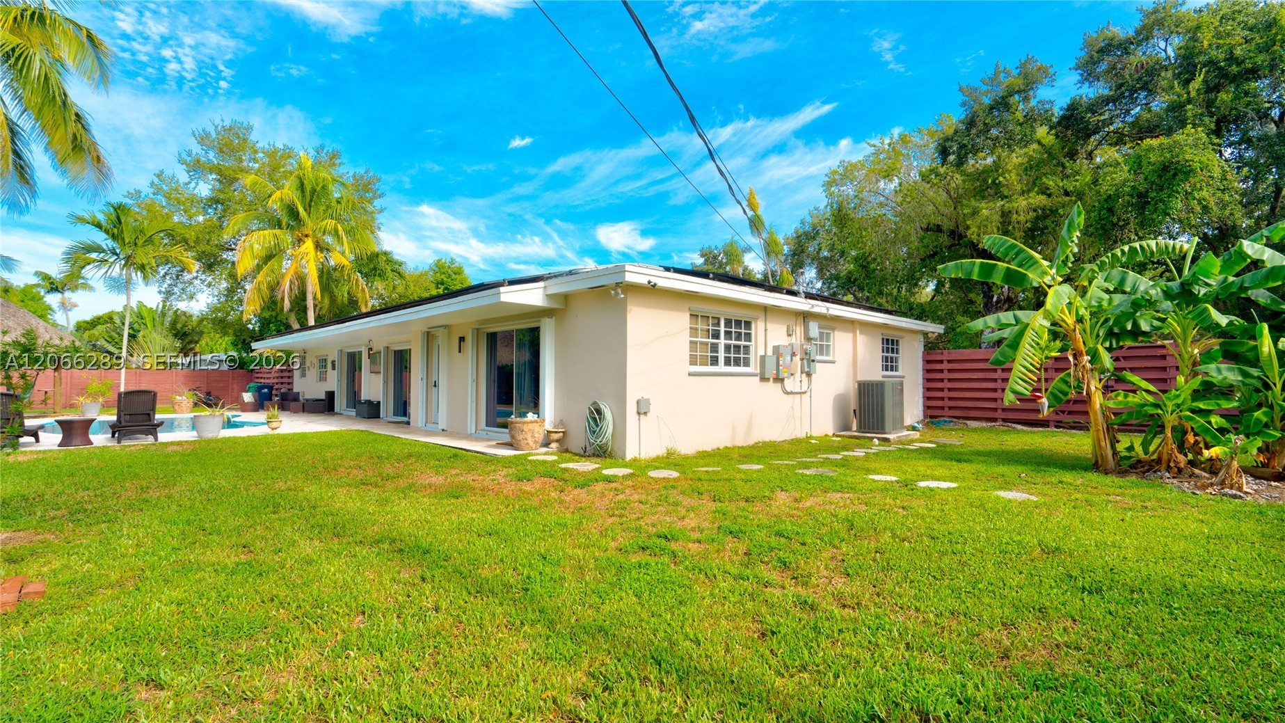 8340 SW 163rd St, Palmetto Bay FL 33157