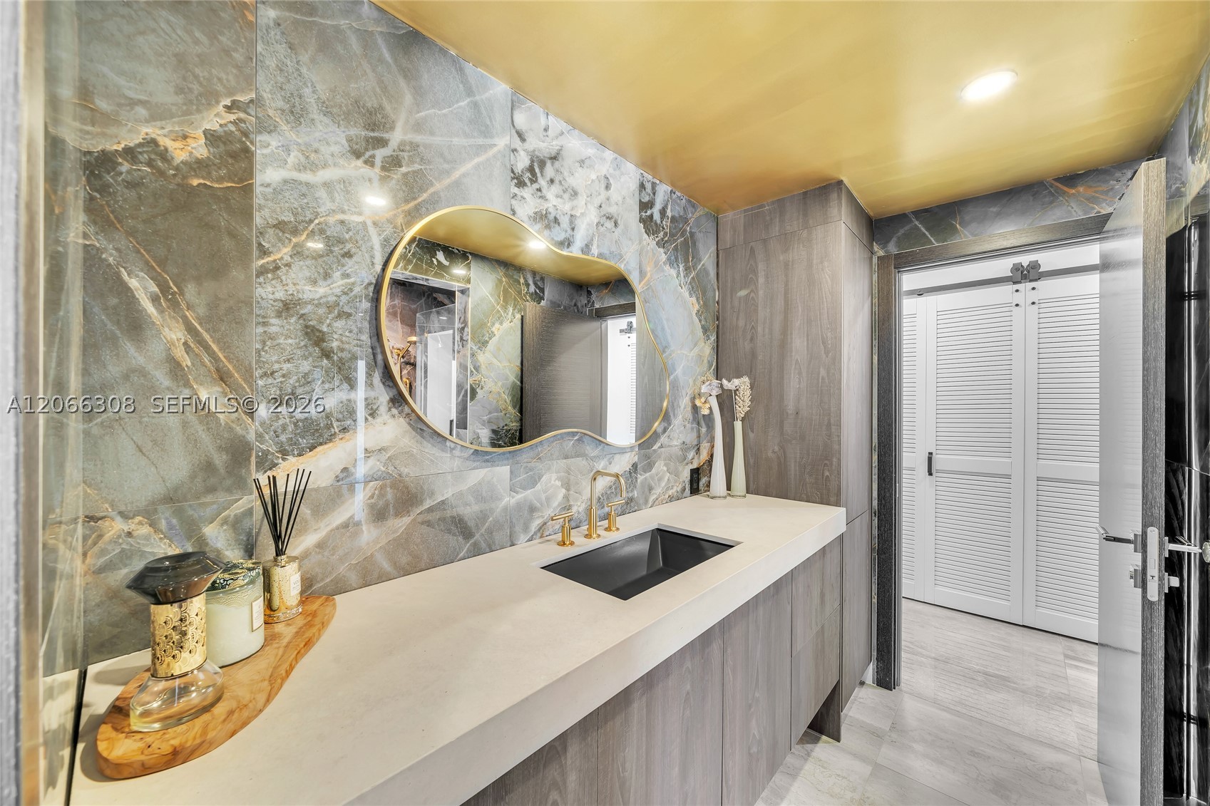 5811 SW 33rd Ter, Hollywood FL 33312