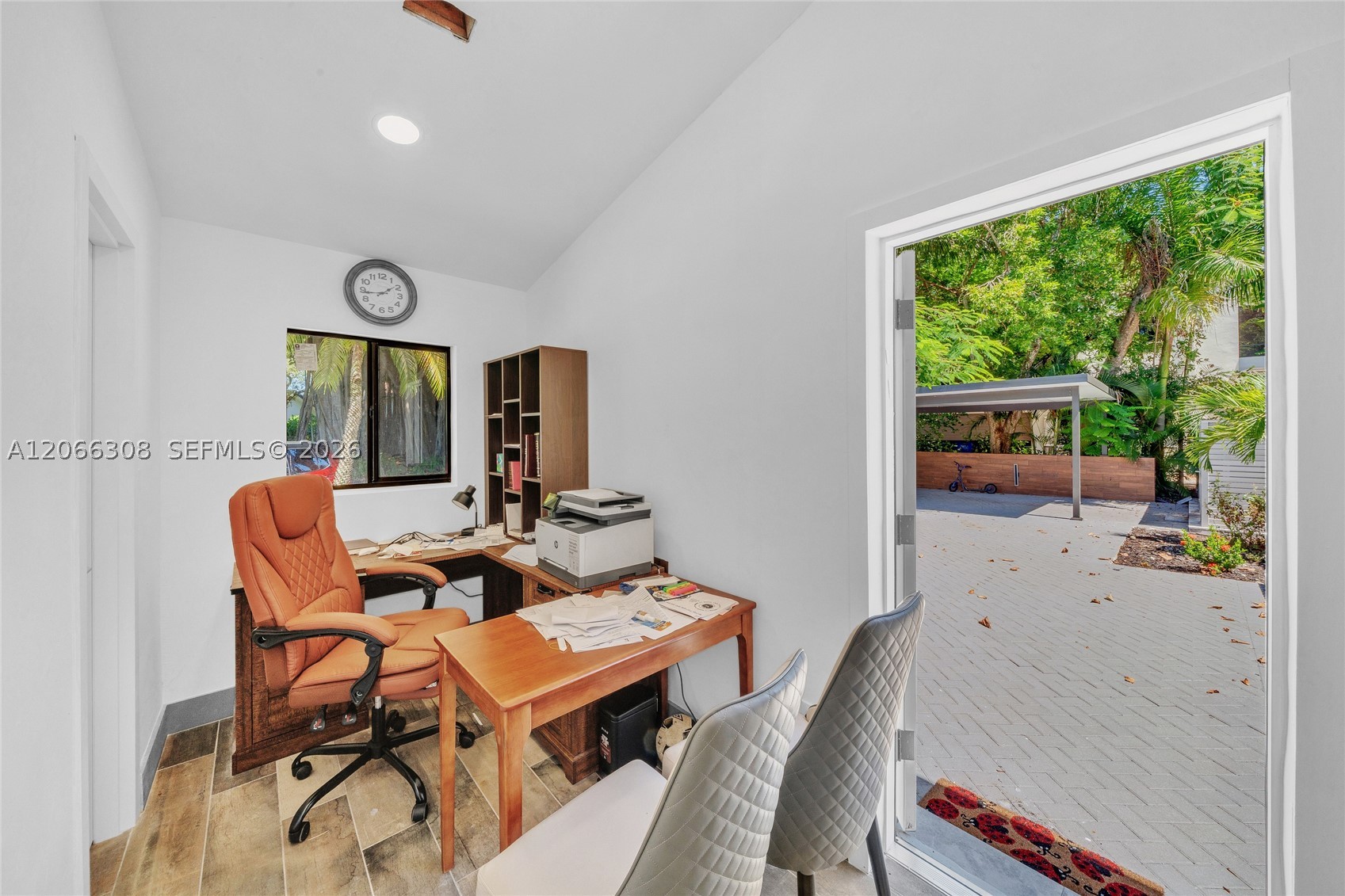 5811 SW 33rd Ter, Hollywood FL 33312