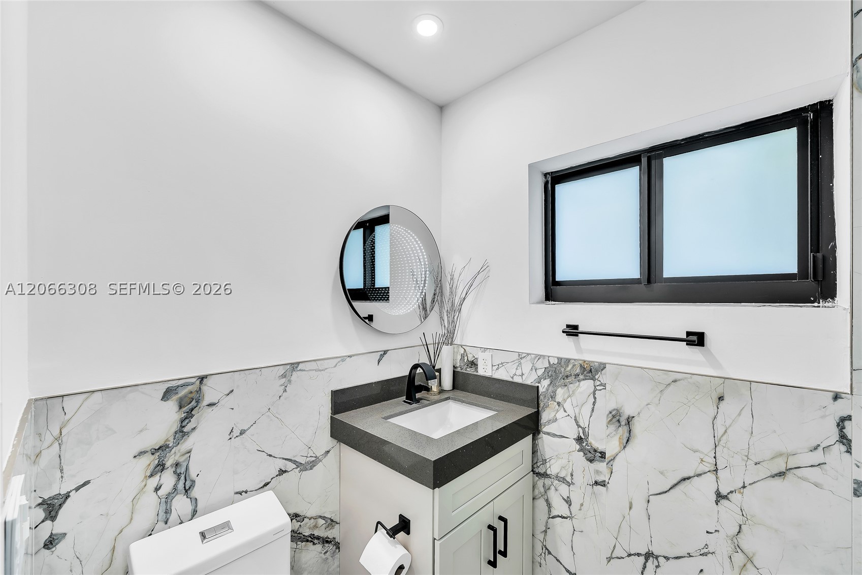 5811 SW 33rd Ter, Hollywood FL 33312