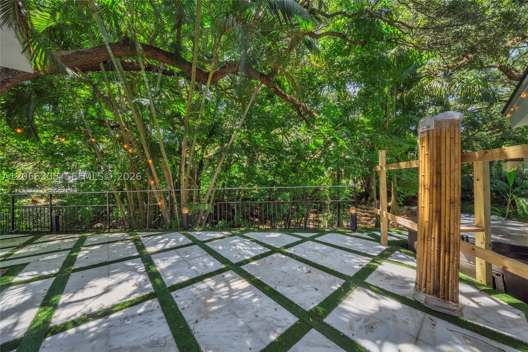 5811 SW 33rd Ter, Hollywood FL 33312