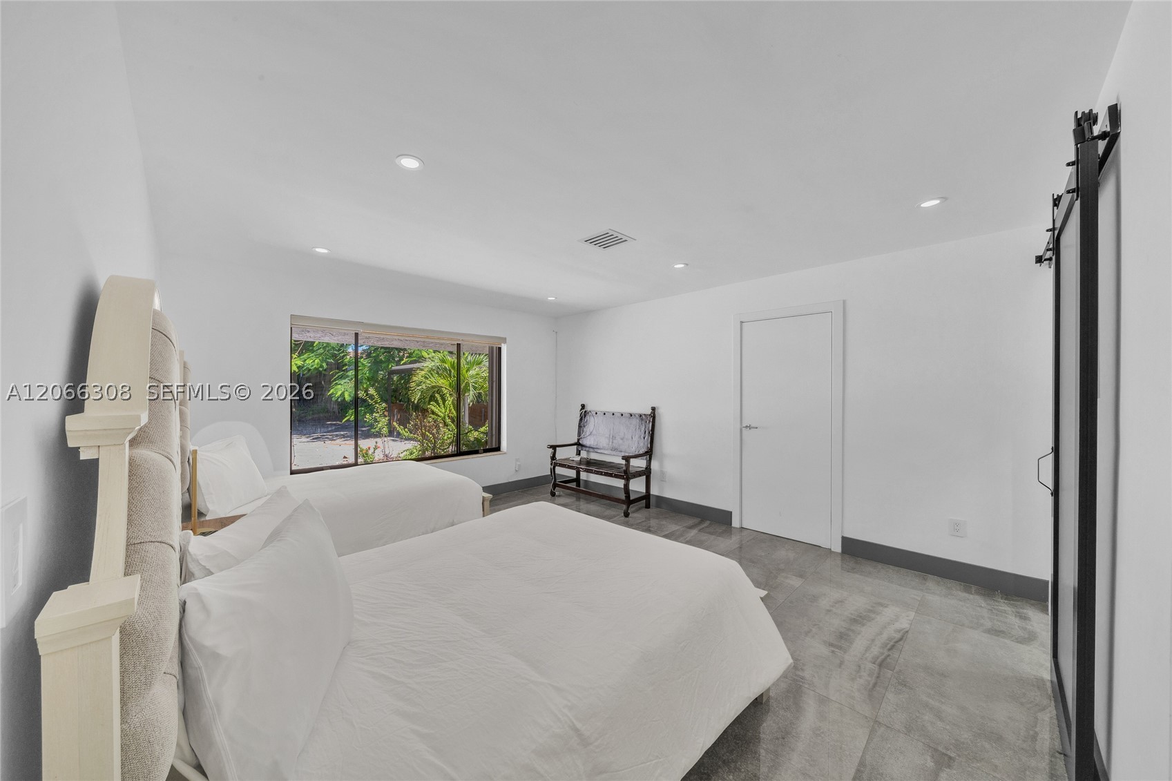 5811 SW 33rd Ter, Hollywood FL 33312