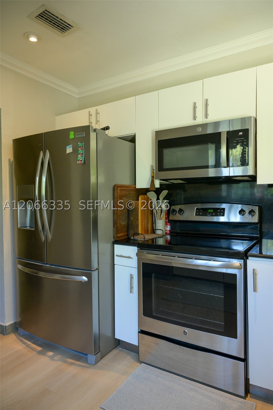 142 NW 98th St, Miami Shores FL 33150