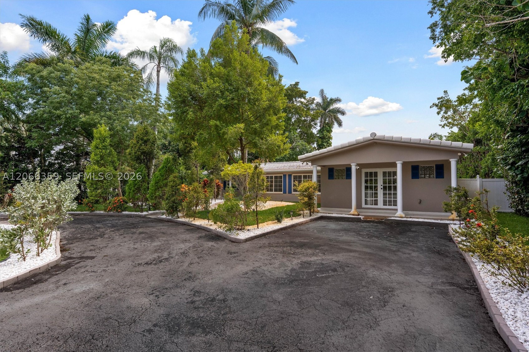 11770 Griffing Blvd #0, Biscayne Park FL 33161