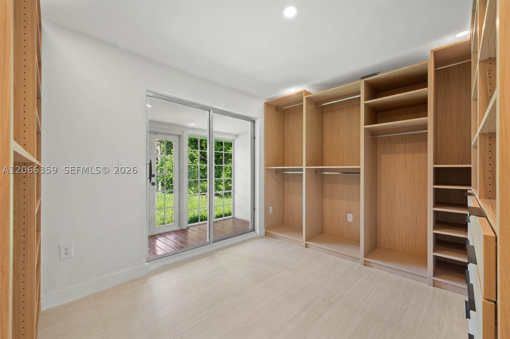 11770 Griffing Blvd #0, Biscayne Park FL 33161