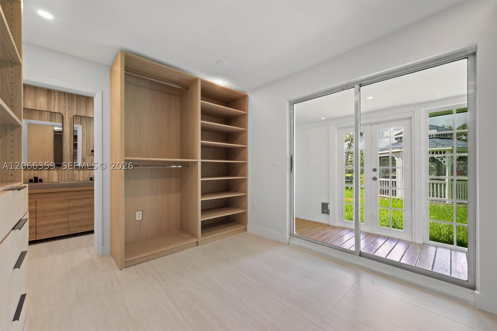 11770 Griffing Blvd #0, Biscayne Park FL 33161