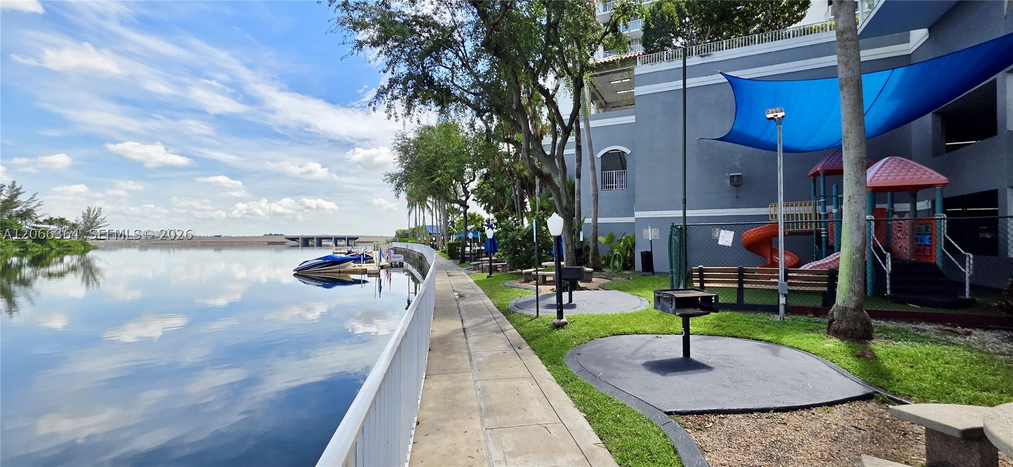 5085 NW 7th St #1505, Miami FL 33126