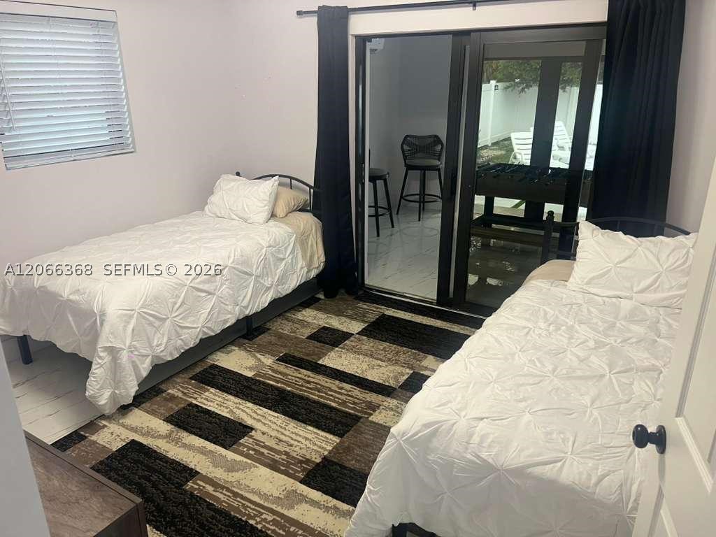 39 SE 7th St, Dania Beach FL 33004