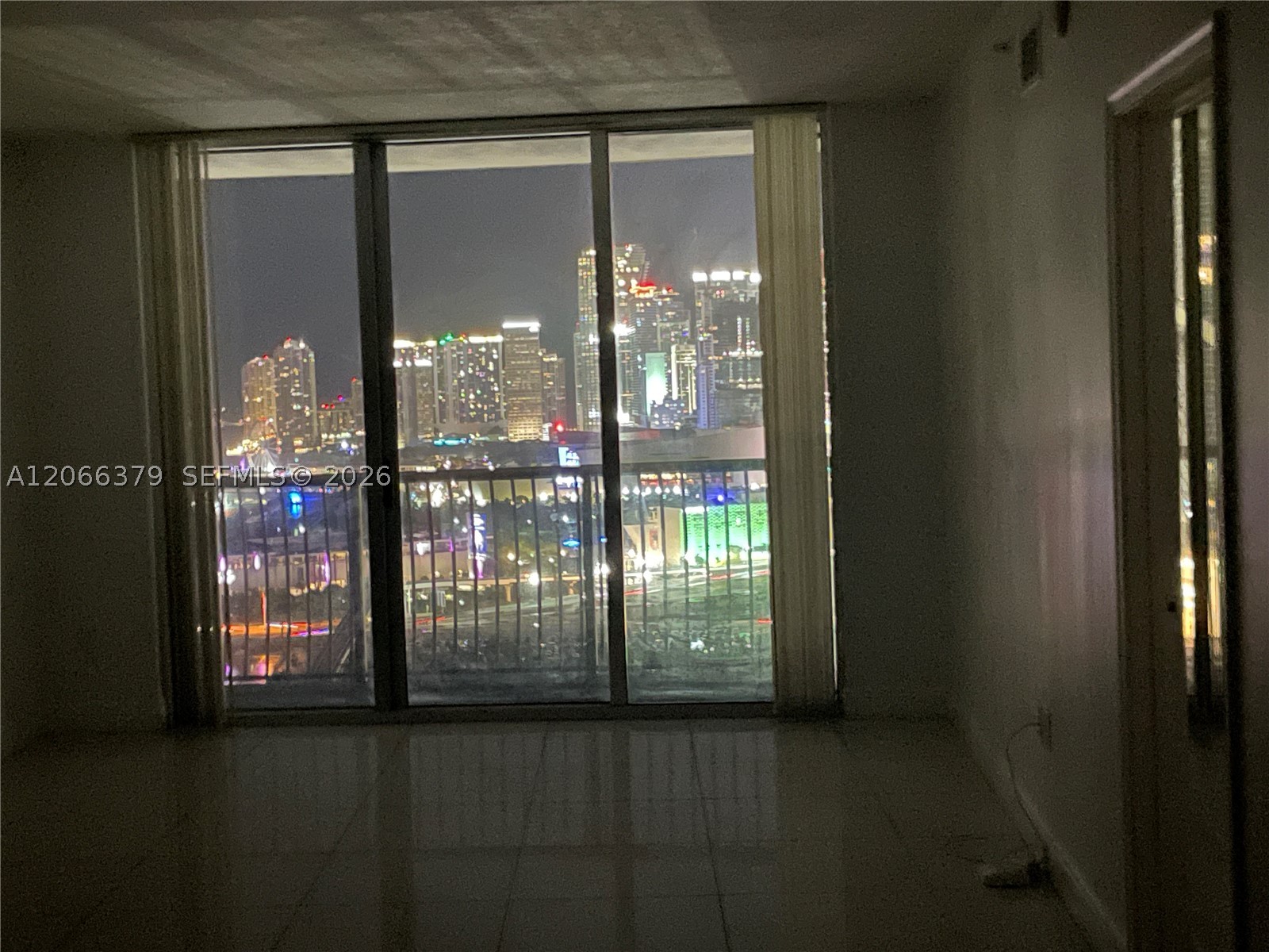 1750 N Bayshore Dr #2810, Miami FL 33132