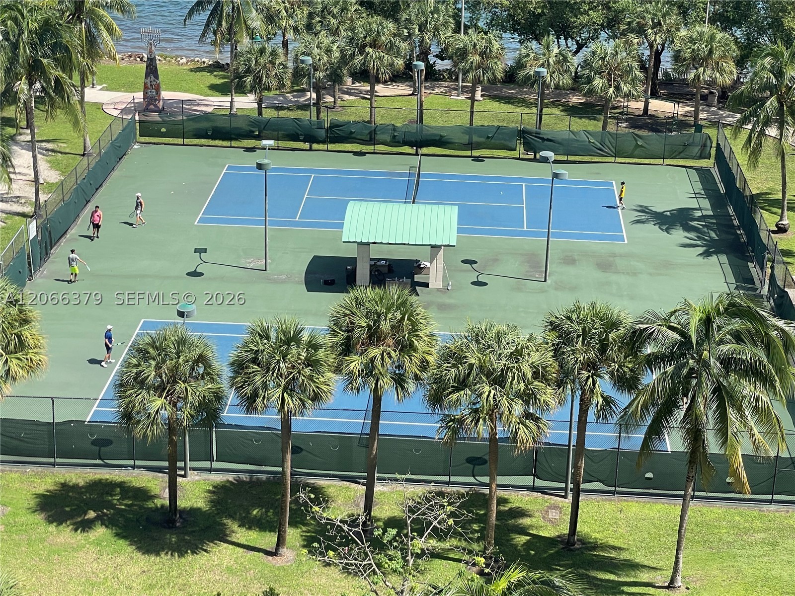 1750 N Bayshore Dr #2810, Miami FL 33132