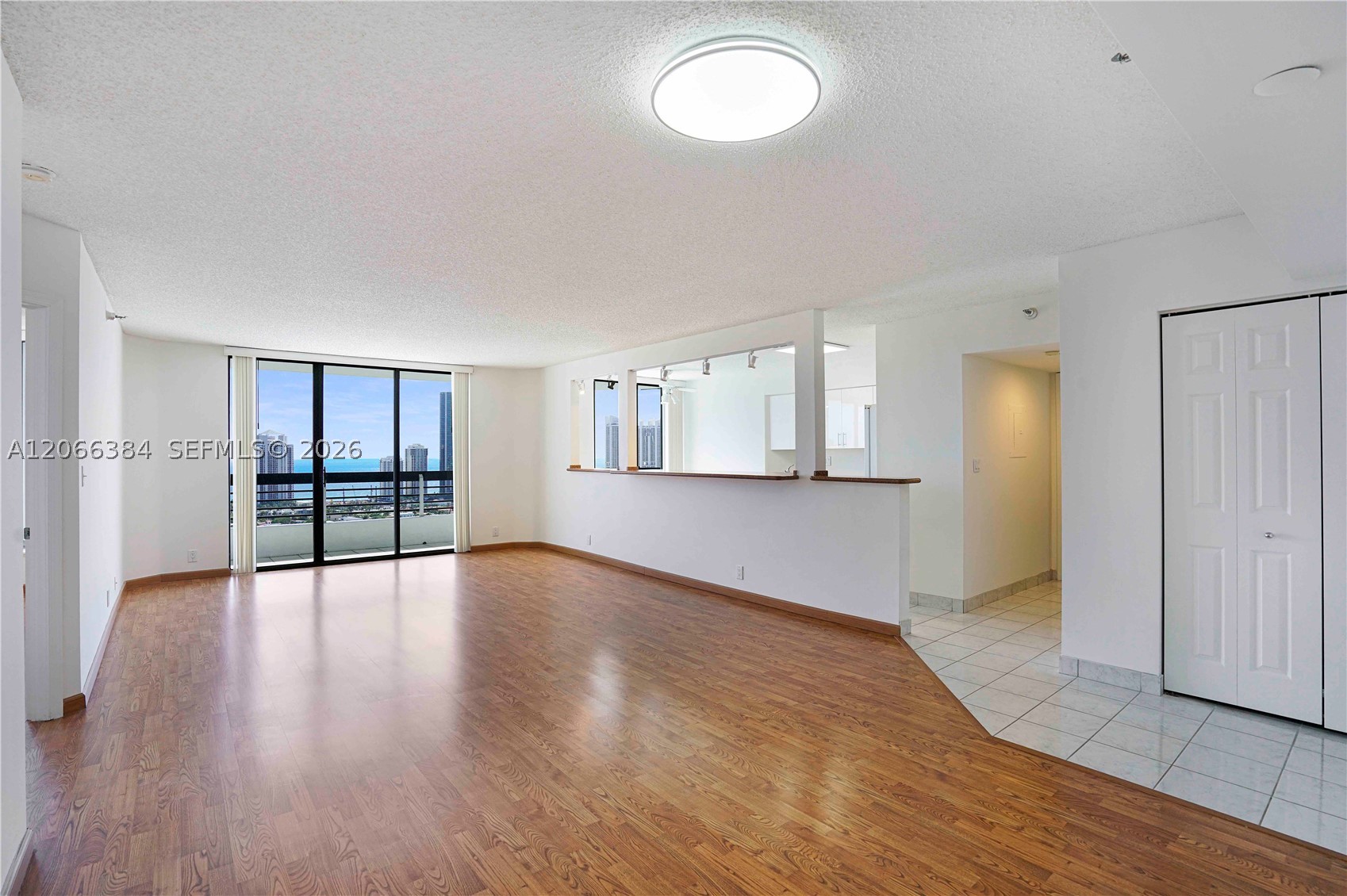 3530 Mystic Pointe Dr #3214, Aventura FL 33180