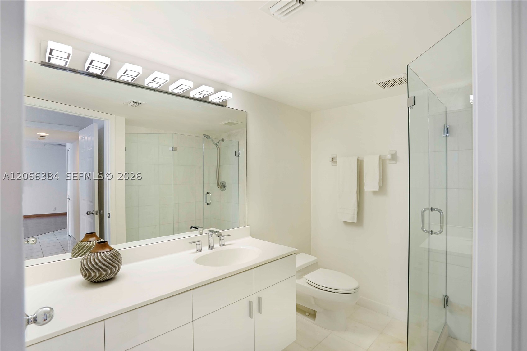 3530 Mystic Pointe Dr #3214, Aventura FL 33180