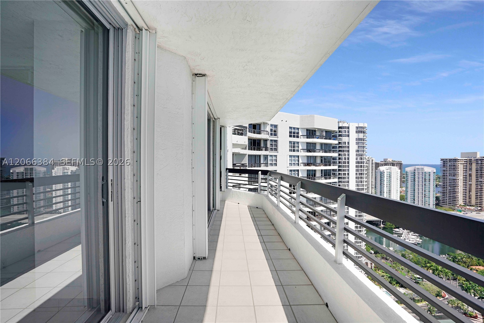 3530 Mystic Pointe Dr #3214, Aventura FL 33180