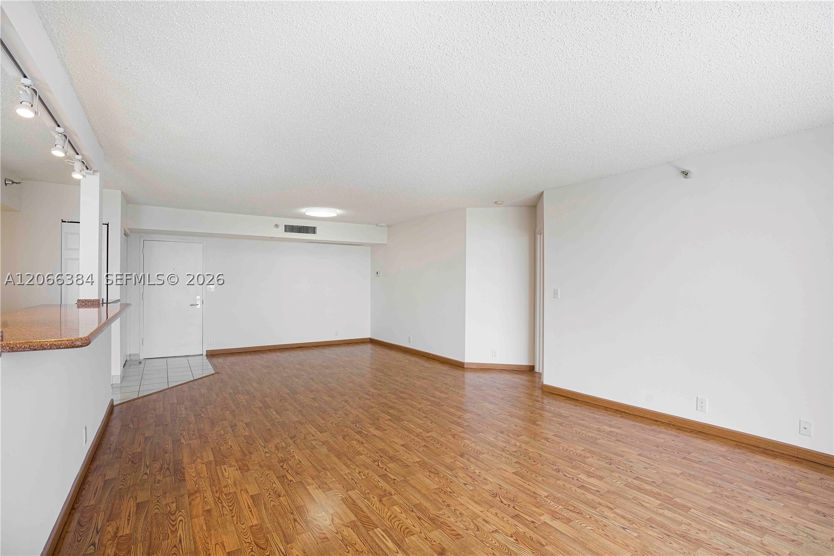 3530 Mystic Pointe Dr #3214, Aventura FL 33180