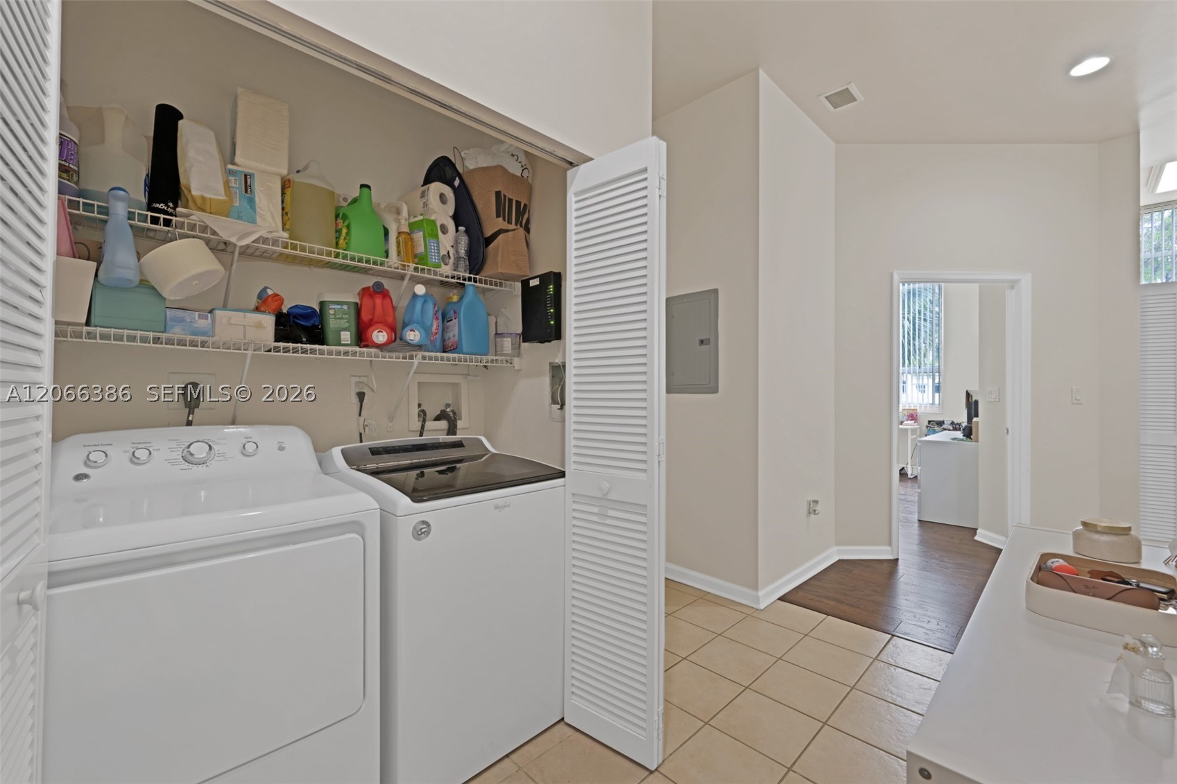 19501 W Country Club Dr #208, Aventura FL 33180