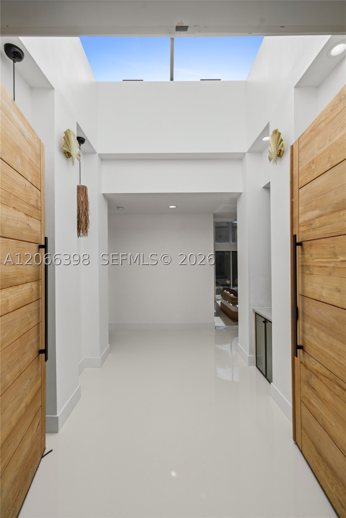 16203 NW 82nd Pl, Miami Lakes FL 33016