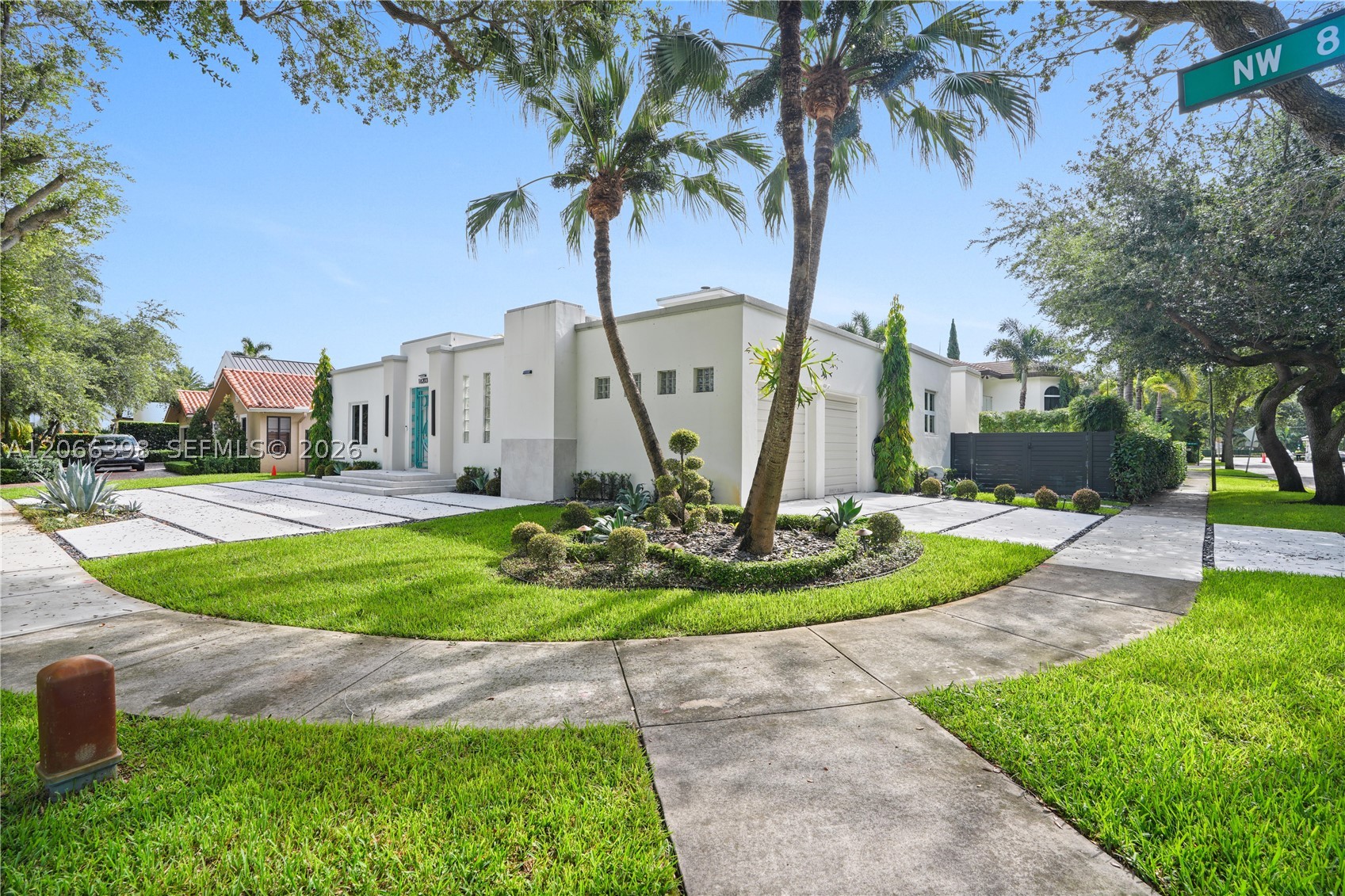 16203 NW 82nd Pl, Miami Lakes FL 33016
