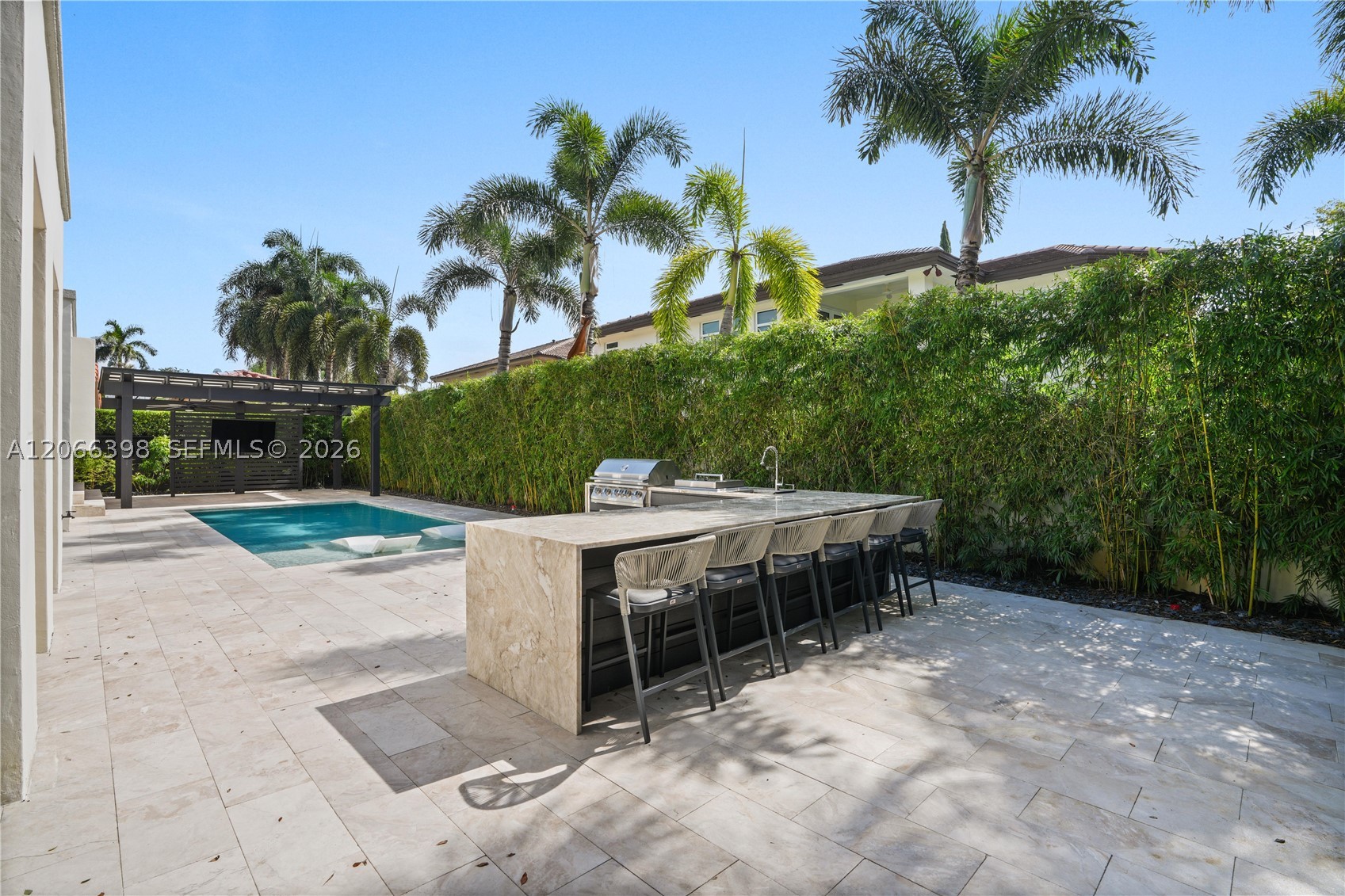 16203 NW 82nd Pl, Miami Lakes FL 33016