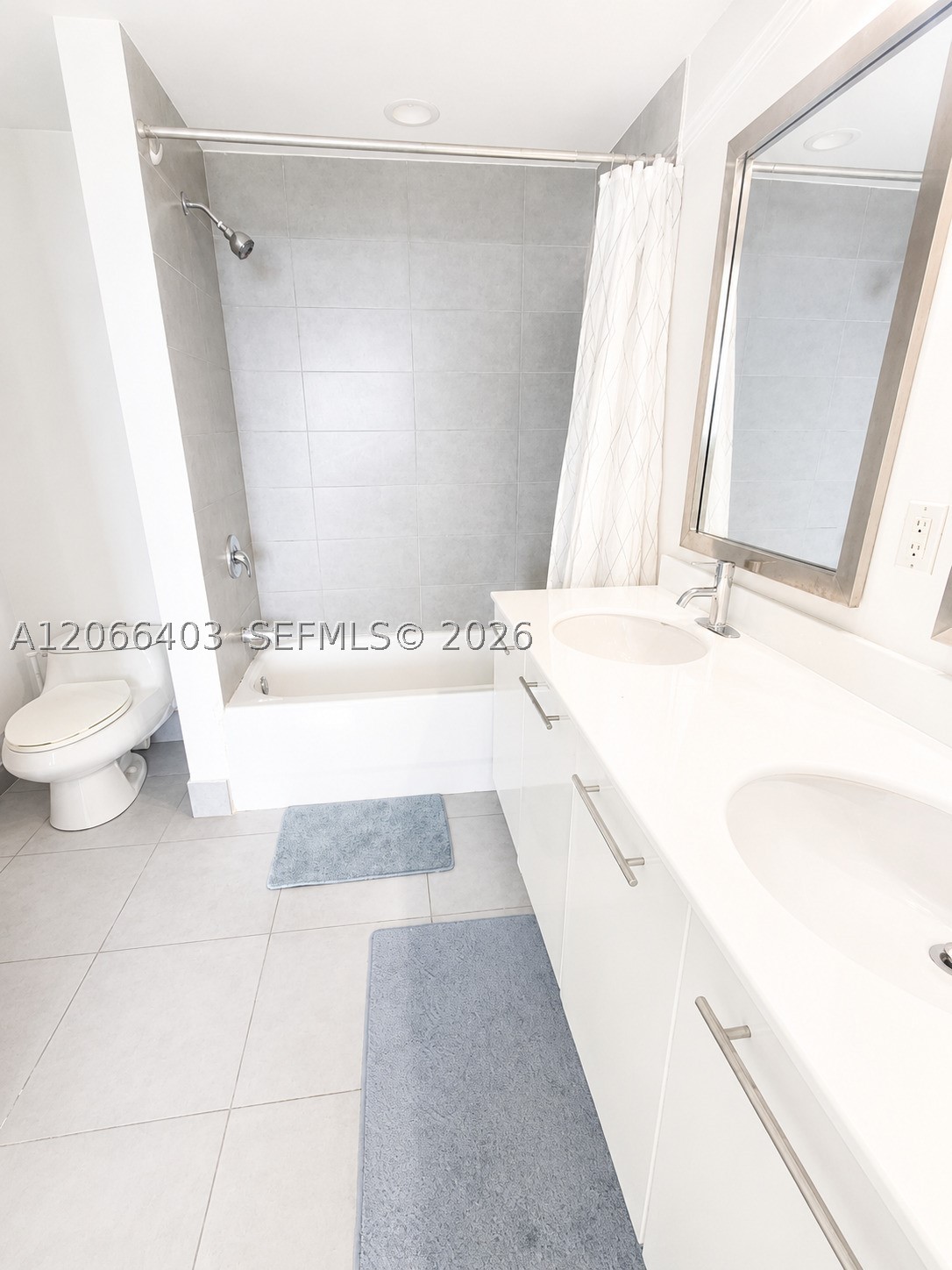 92 SW 3rd St #3808, Miami FL 33130