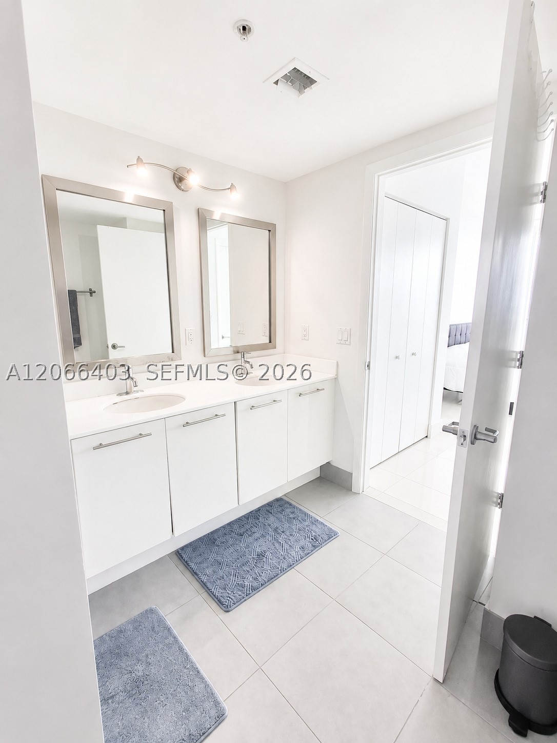 92 SW 3rd St #3808, Miami FL 33130
