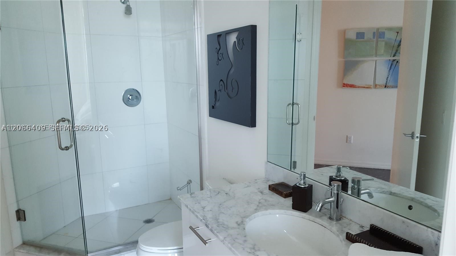 55 SE 6th St #4102, Miami FL 33131