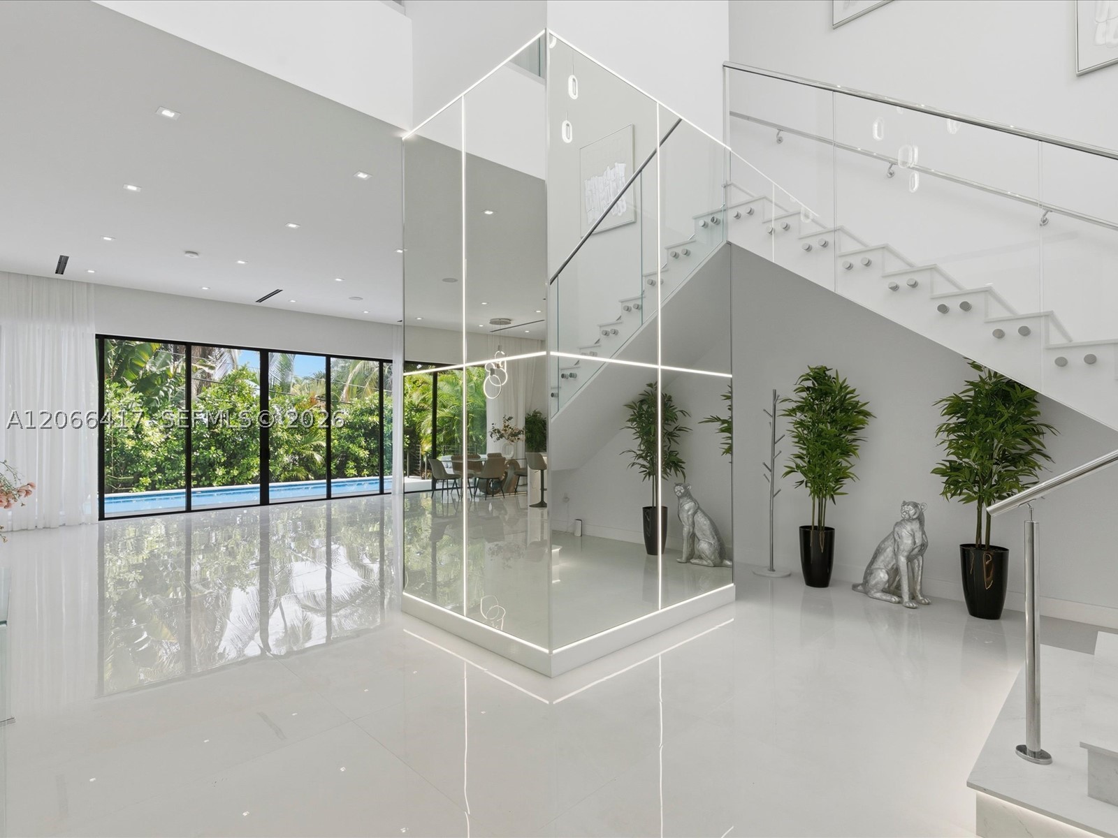 299 190th St, Sunny Isles Beach FL 33160