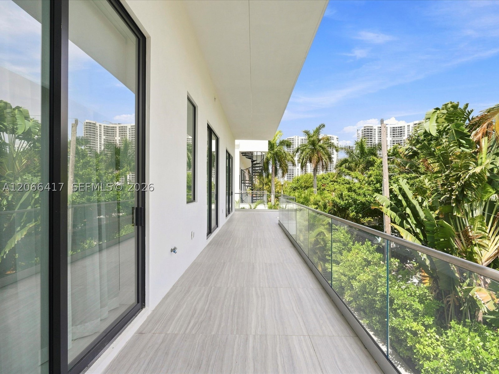 299 190th St, Sunny Isles Beach FL 33160