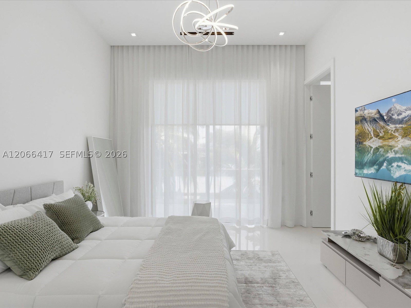 299 190th St, Sunny Isles Beach FL 33160