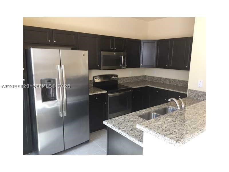17120 SW 95th Ter #17120, Miami FL 33196