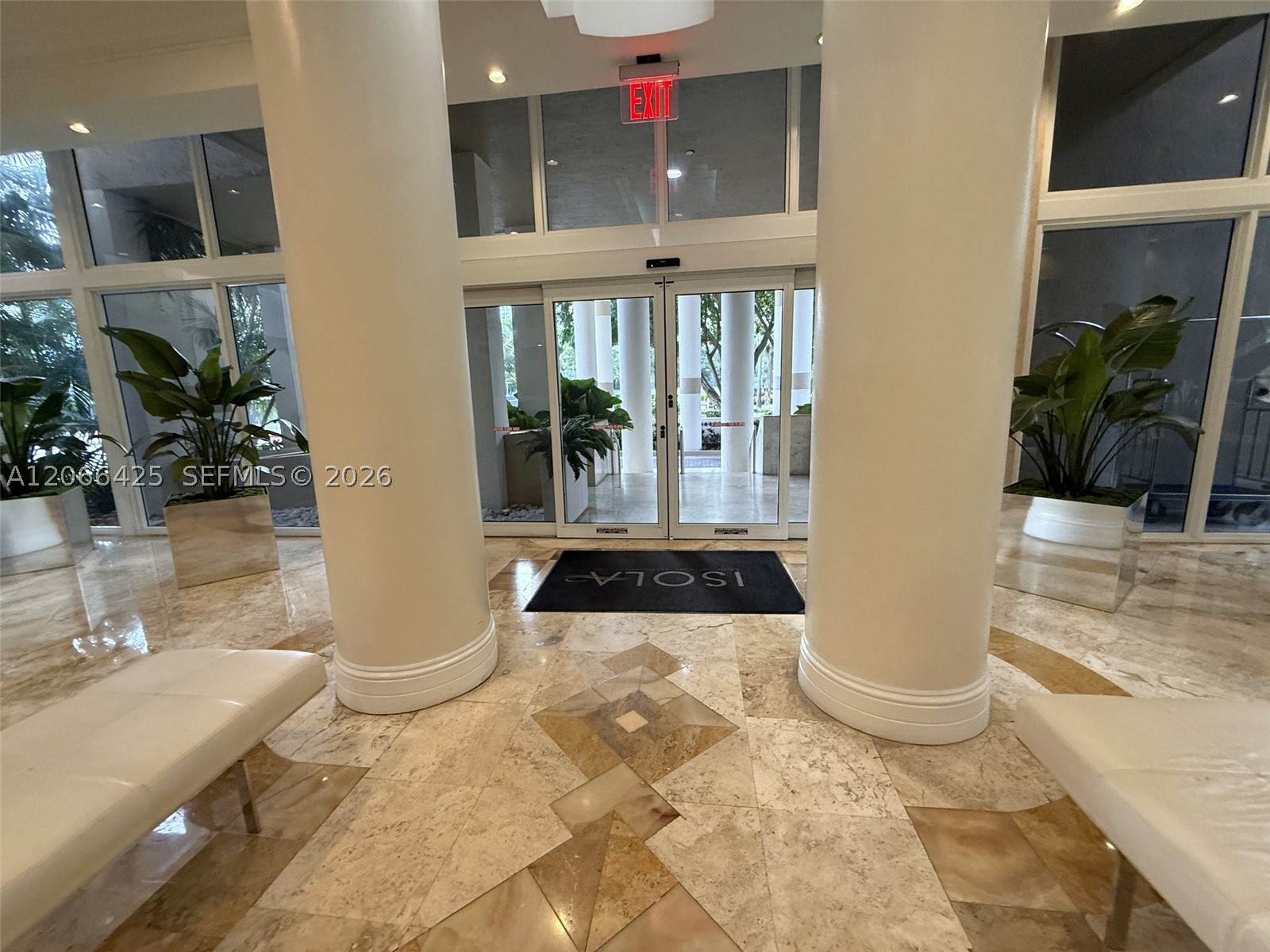 770 Claughton Island Dr #1914, Miami FL 33131