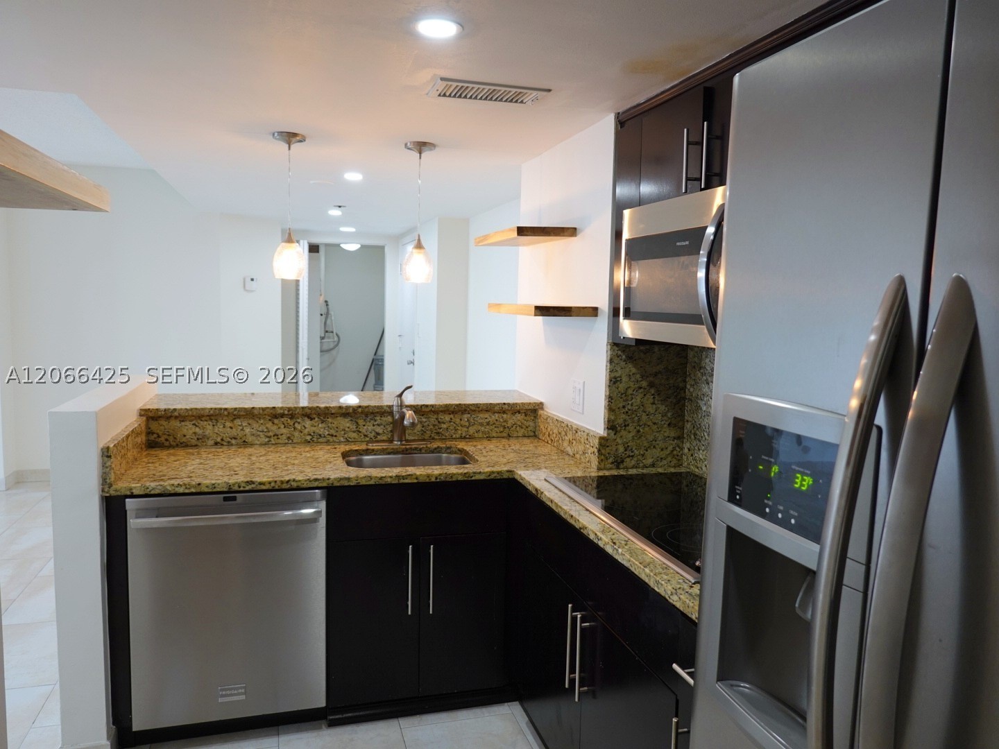 770 Claughton Island Dr #1914, Miami FL 33131