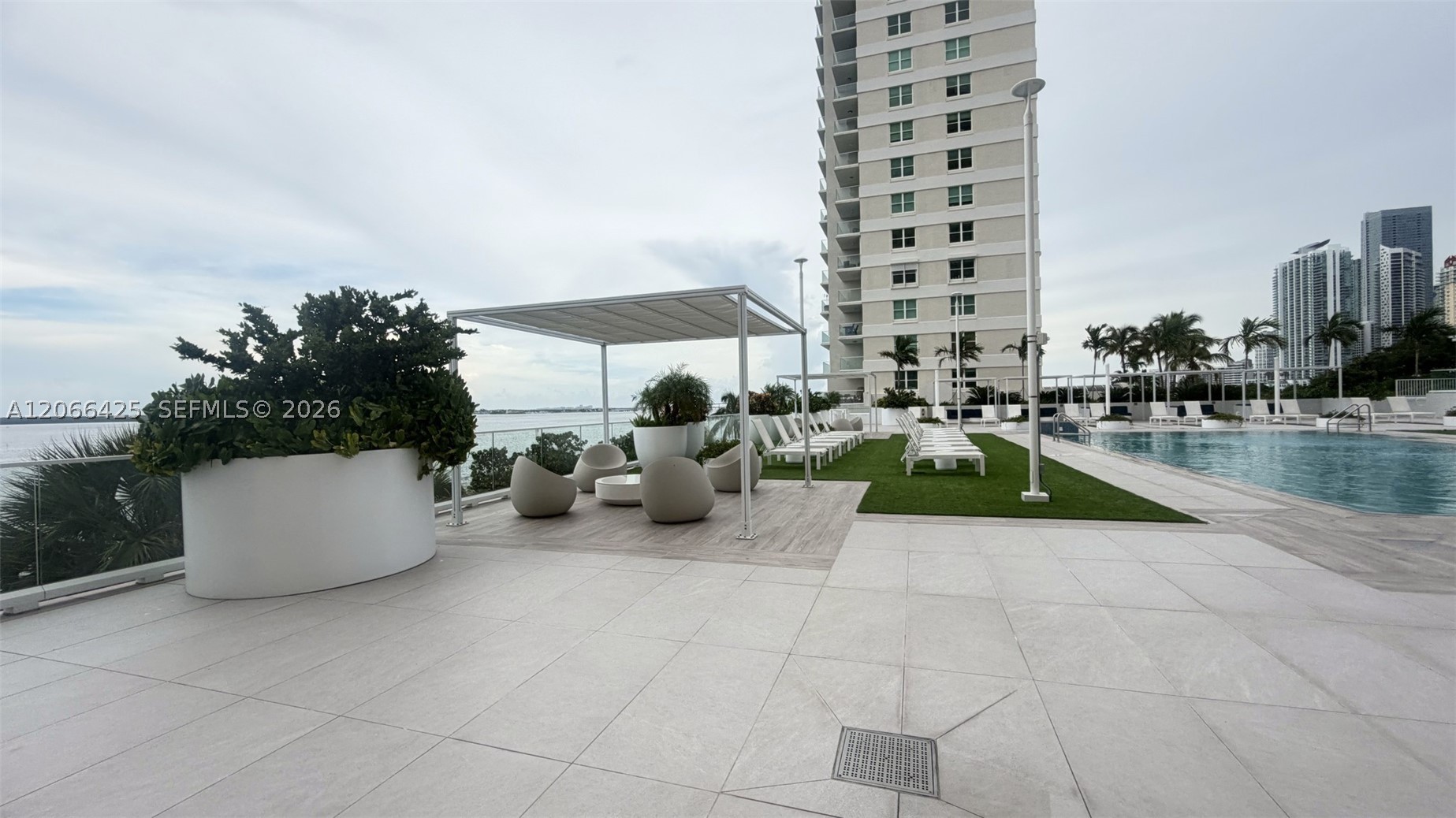 770 Claughton Island Dr #1914, Miami FL 33131